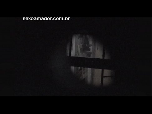 ❤️ Lourinho é filmado secretamente por um voyeur de bairro escondido atrás de tijolos ocos ❤❌ Porno porno em pt.pornohammer.ru ❌️❤